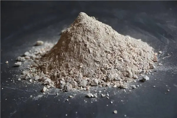 耐火浇注料的施工、伸缩缝留设以及缺陷修补的规范要求